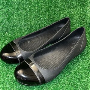 CROCS Black Cap Toe Ballet Flats size 8
